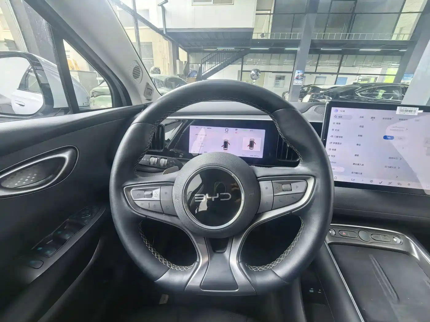 BYD Hai Shi 05 EV 2025 520KM Flagship Smart Navigation Edition фото 5