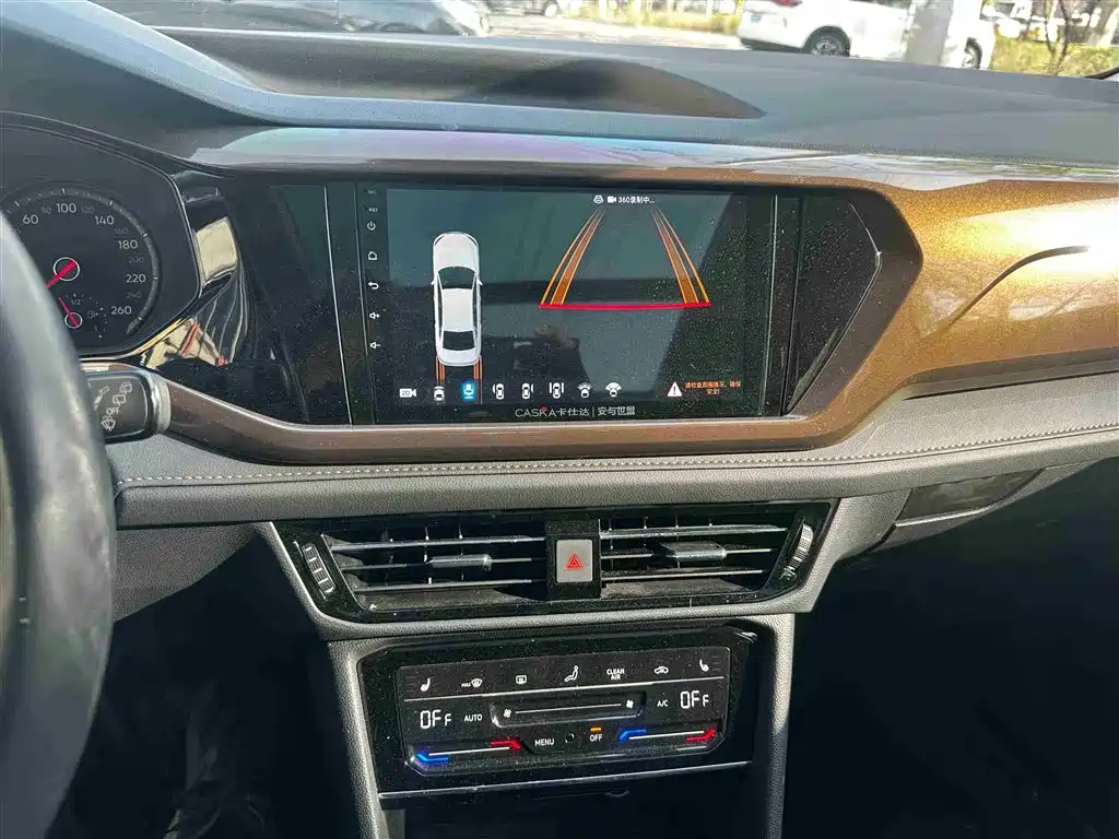 Volkswagen Tharu 2021 280TSI 2WD Luxury Plus фото 11