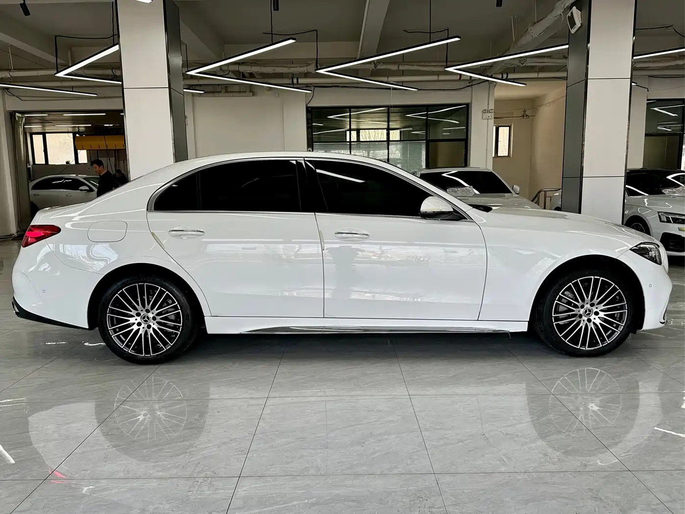 Mercedes-Benz C-Class 2023 C 260 L Sport фото 2