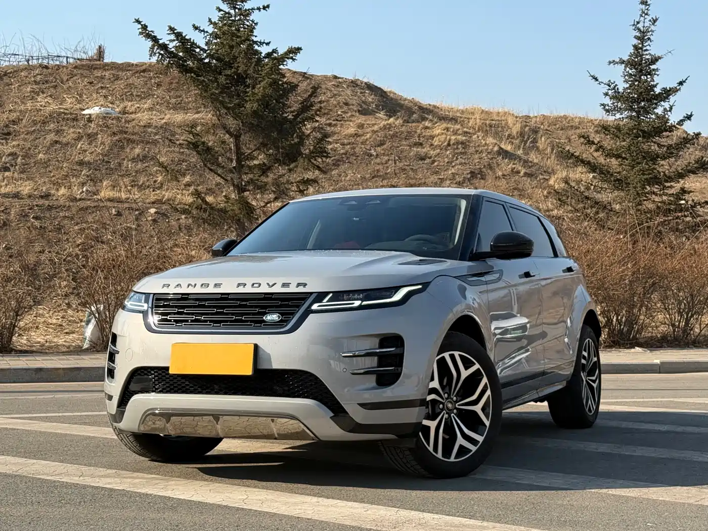 Land Rover Range Rover Evoque 2024 Range Rover Evoque L 249PS Light Master Edition