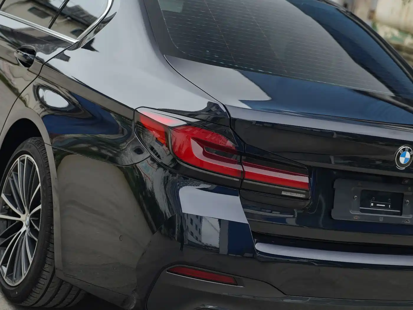 BMW 5 Series 2023 Facelift 530Li Leading M Sport Package фото 20