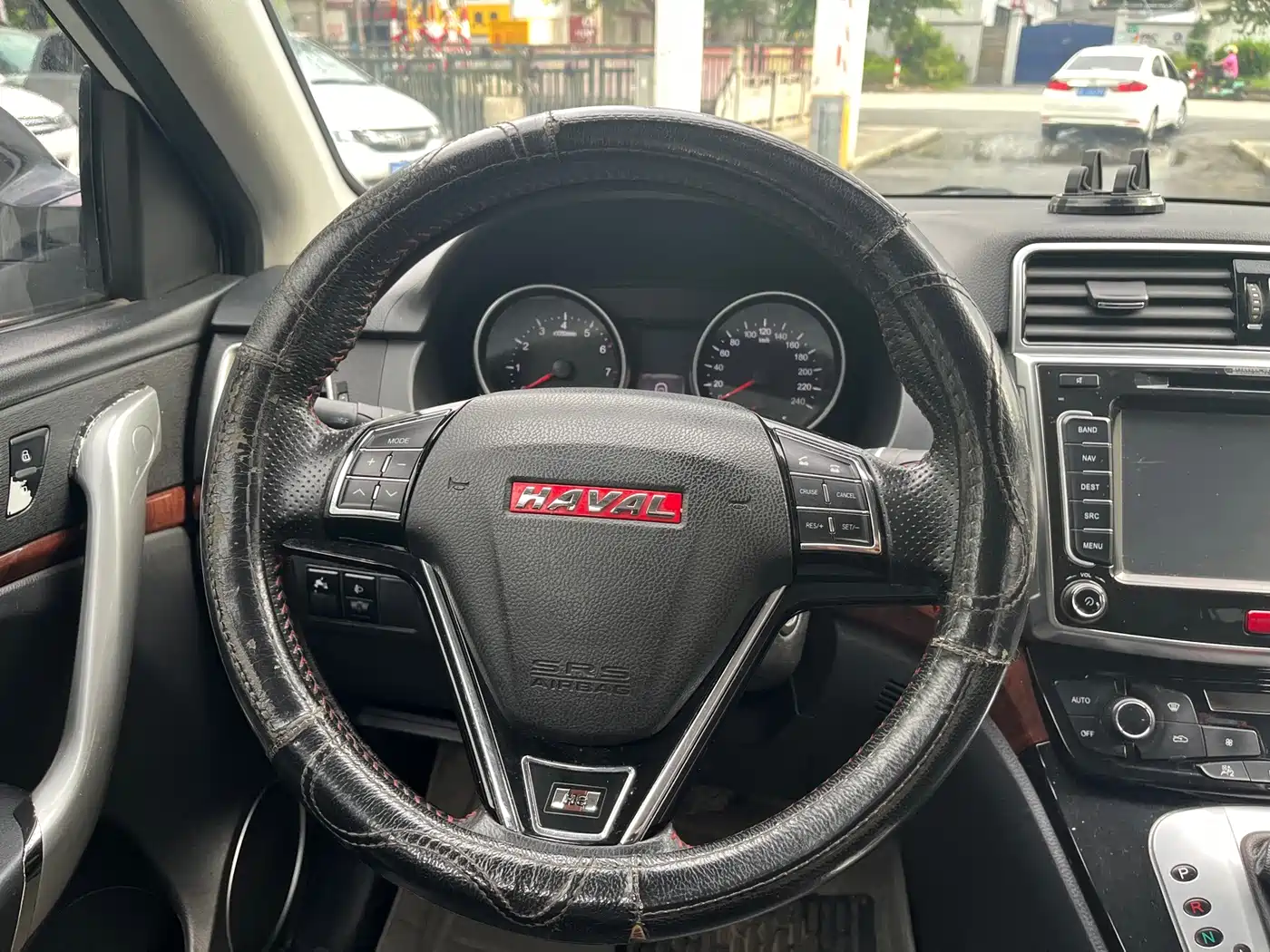 Фото 14 - Haval H6