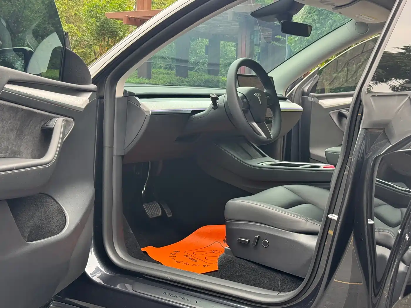 Фото 6 - Tesla Model Y