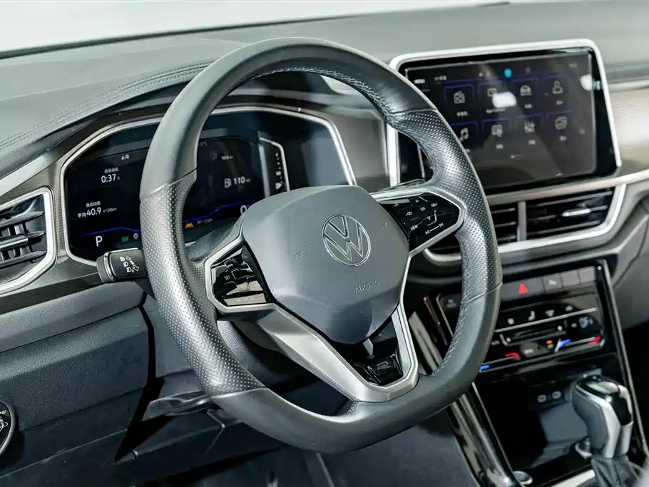 Volkswagen T-ROC 2023 2023 300TSI DSG 2WD Dawn Edition