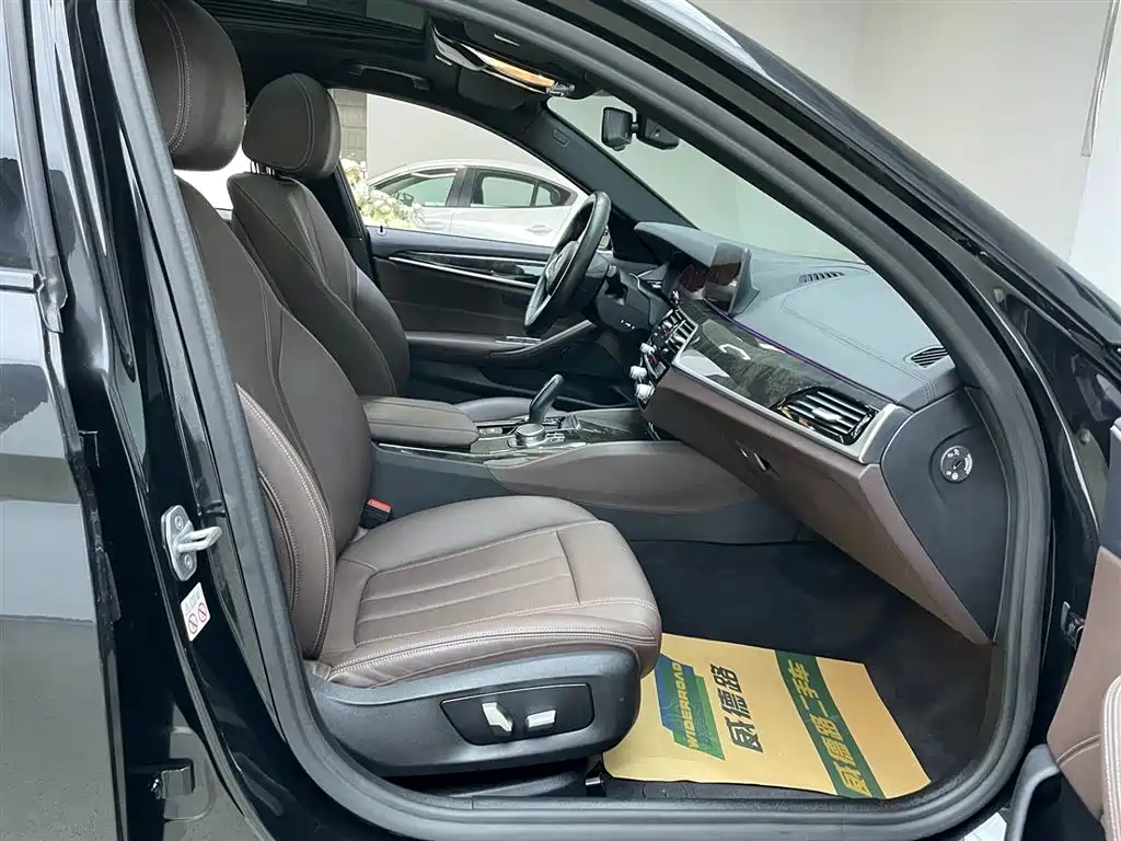 BMW 5 Series 2019 Facelift 525Li M Sport Package фото 19