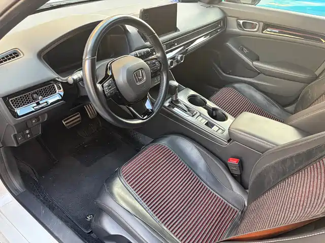 Honda Civic 2023 Model HATCHBACK 240TURBO CVT Extreme Edition — фото 5
