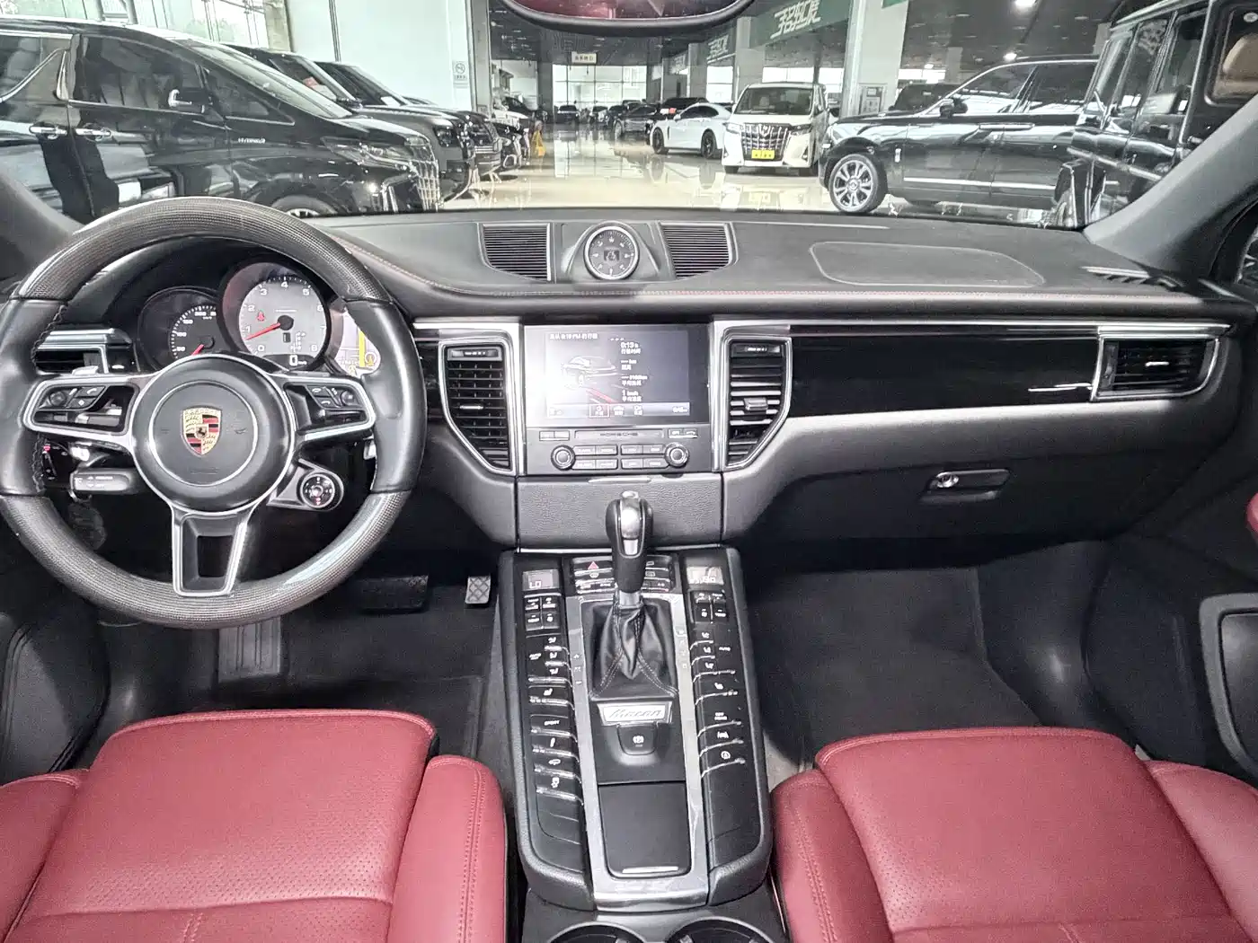 Porsche Macan 2017 Macan S 3.0T фото 9
