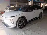 Фото 2 - NIO ES6