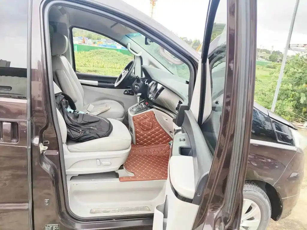 JAC Motors Refine M5 2016 2013 2.0T Petrol Automatic Official Edition
