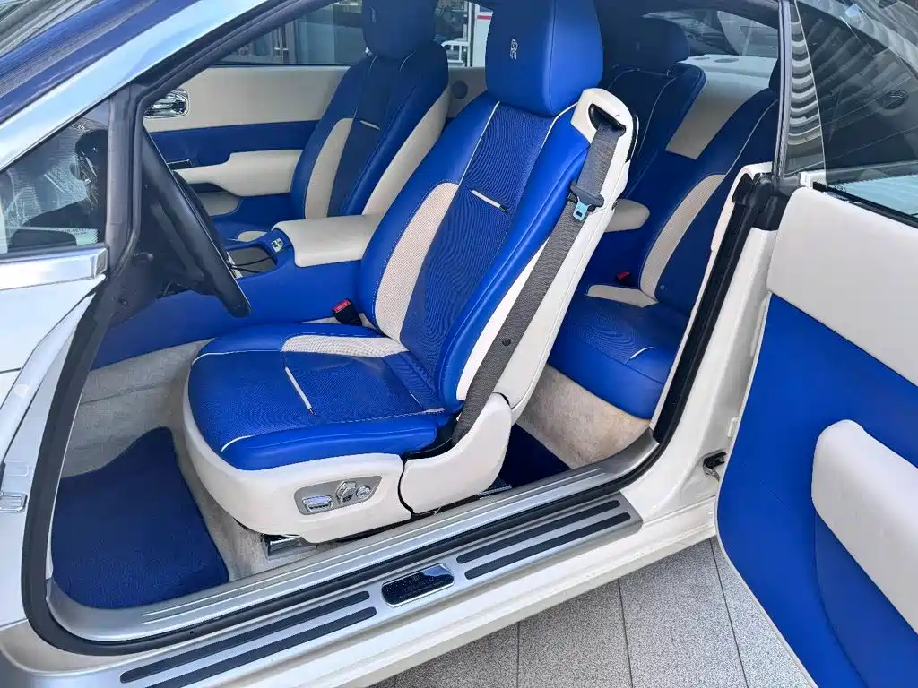 Фото 7 - Rolls-Royce Wraith