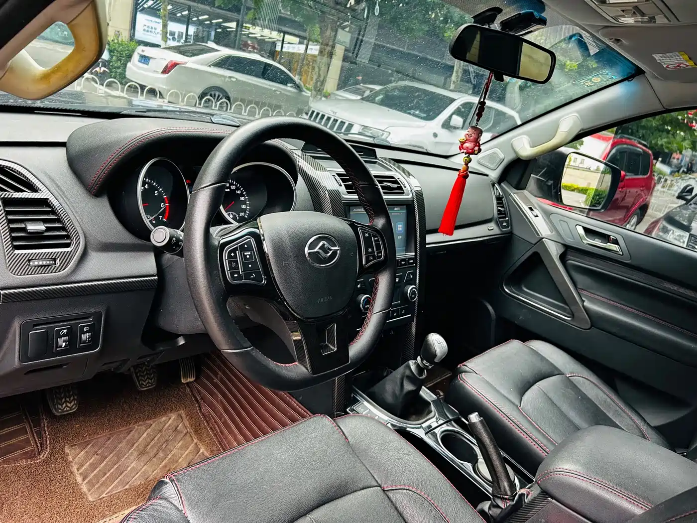 Huanghai N3 2019 2019 2.4T Manual 4WD Premium Edition China VI 4K22D4T