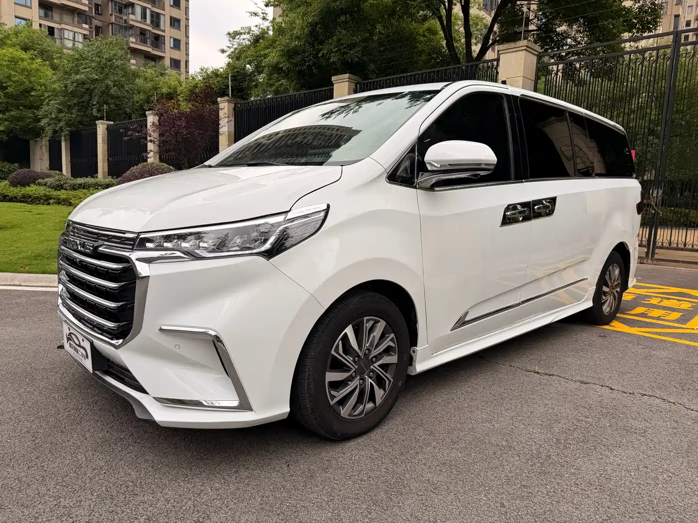 SAIC Maxus Maxus G20 2021 PLUS 2.0T Diesel Automatic Luxury Edition