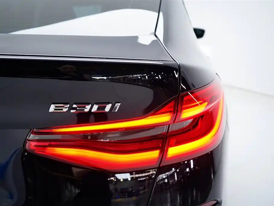 BMW 6 Series GT 2022 Model 630i M Sport Package фото 15