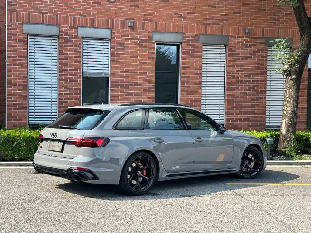 Audi RS 4 2024 2024 RS4 Avant Ignition Edition