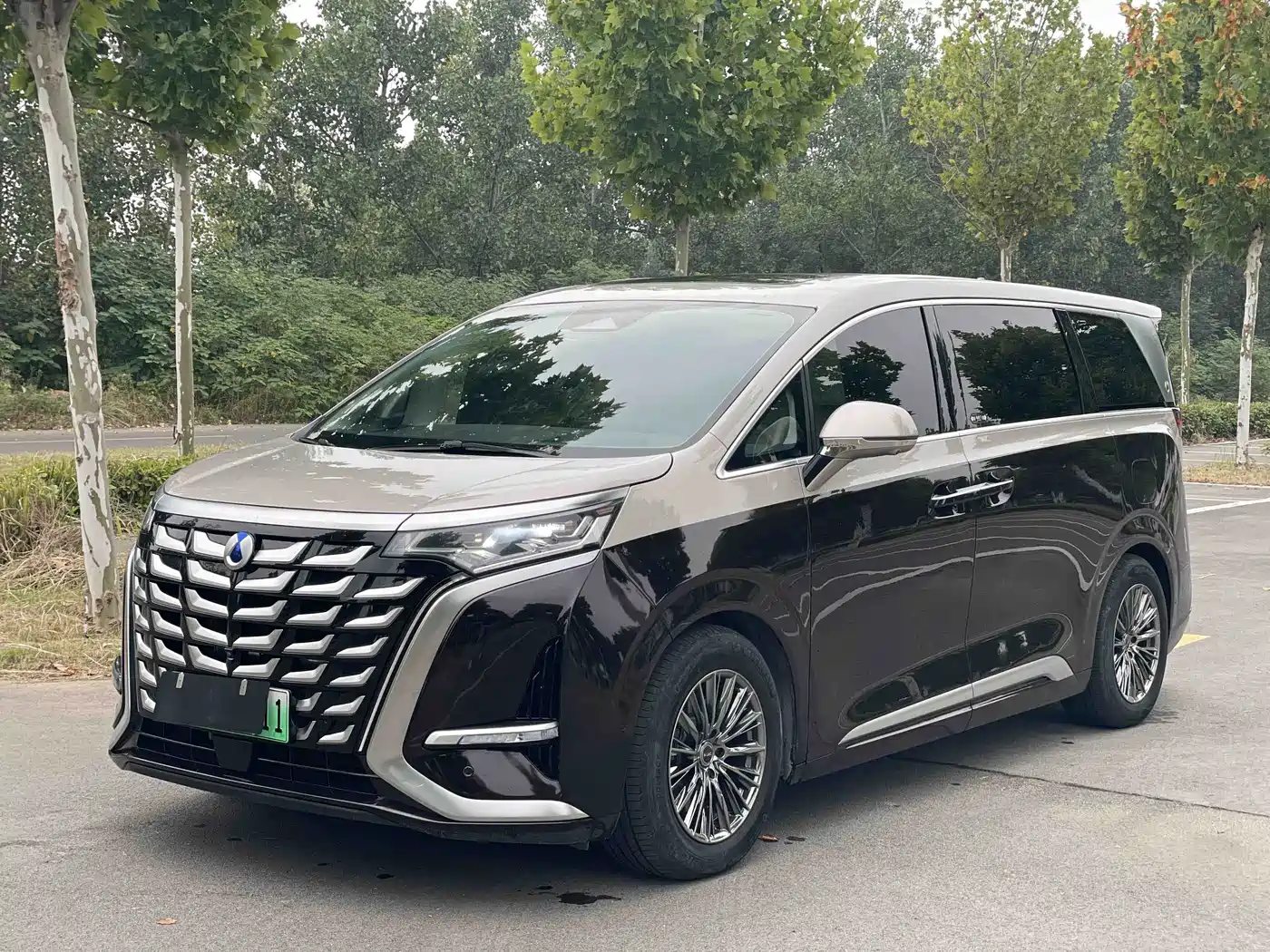 Similar car