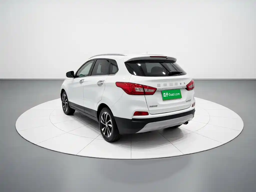BAIC Senova X55 2017 2016 1.5T CVT Luxury Edition
