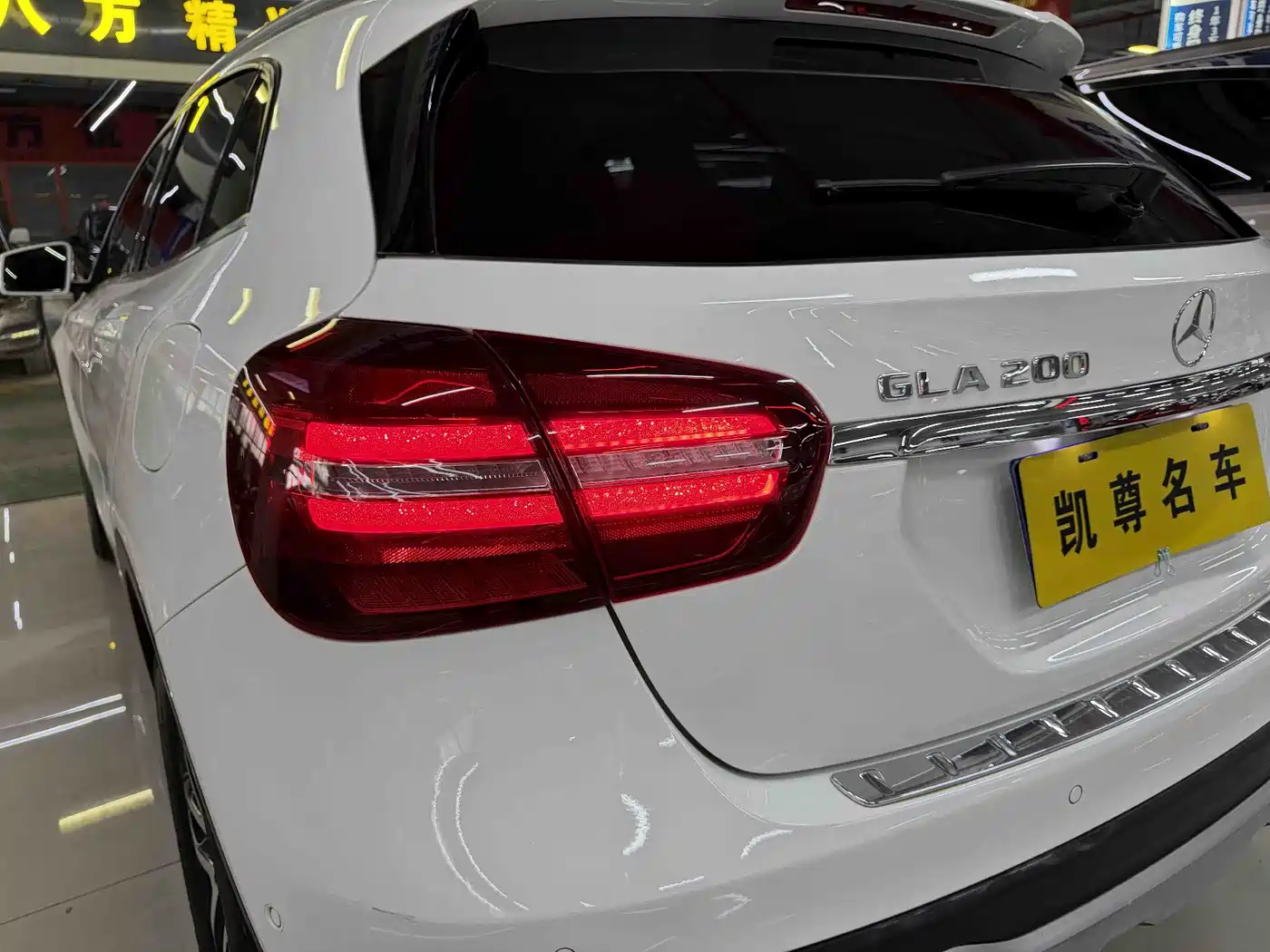 Mercedes-Benz GLA 2018 GLA 200 Fashion фото 11