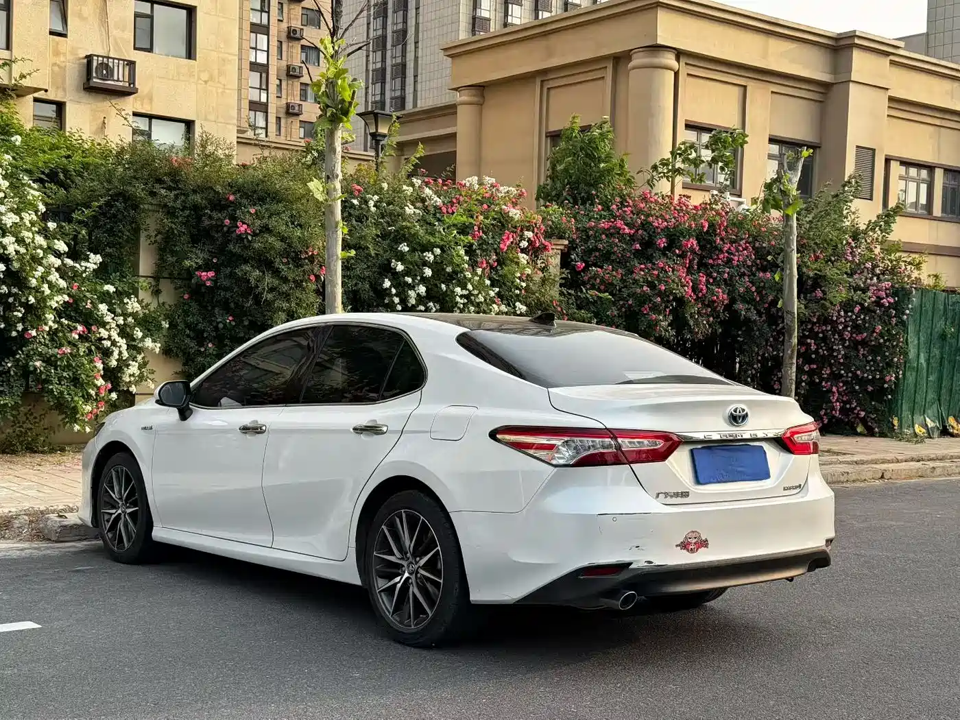 Toyota Camry 2021 Hybrid 2.5HG Luxury Edition фото 7