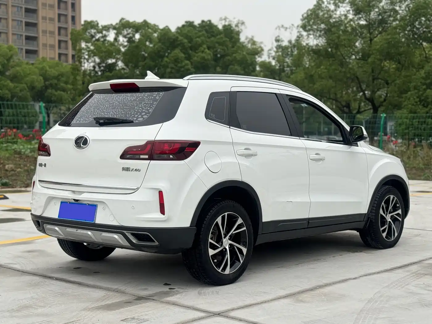 Besturn X40 2019 2019 1.6L Auto Luxury Type China V