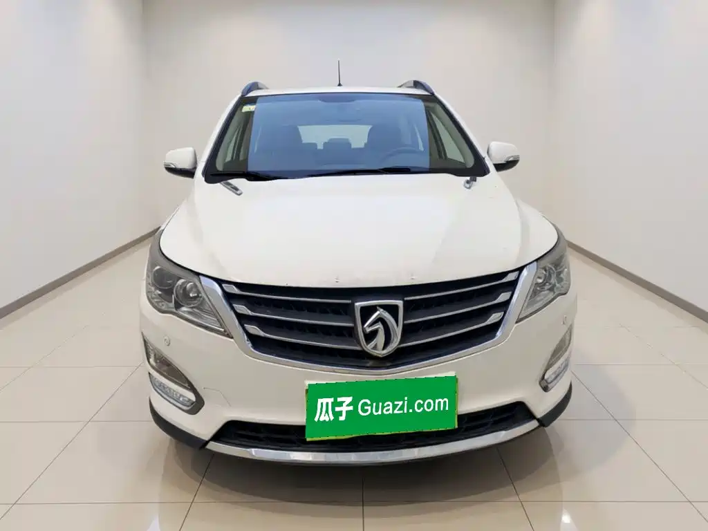 Baojun 560 2015 2015 1.8L Manual Luxury
