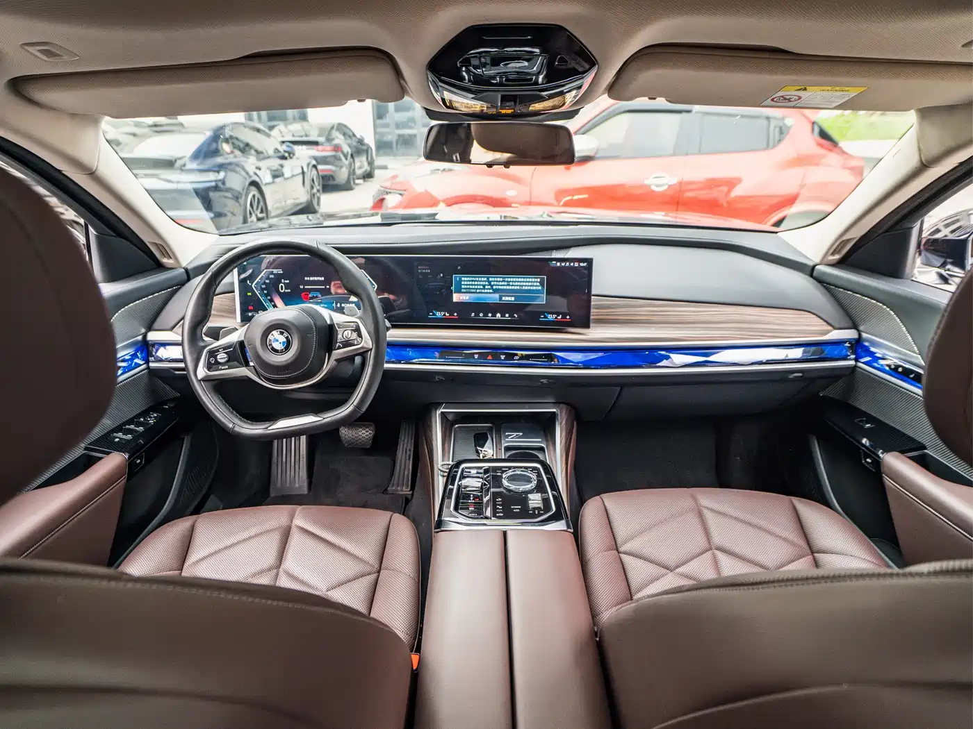 BMW 7 Series 2023 Model 735Li Luxury Package фото 9