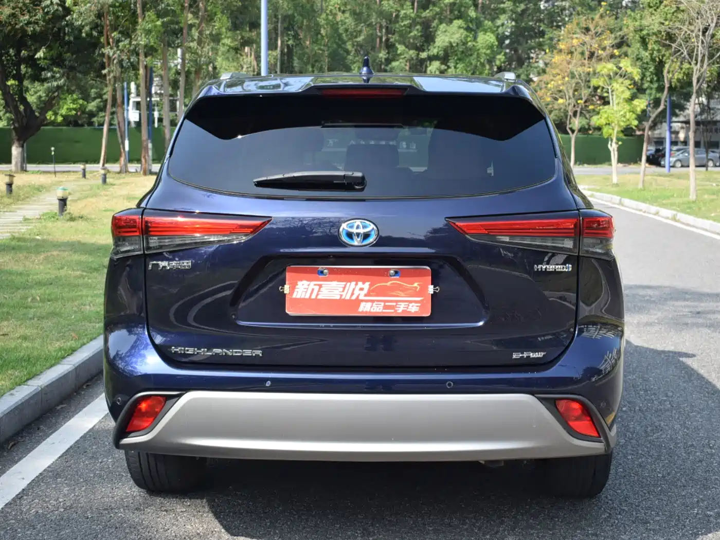 TOYOTA HIGHLANDER