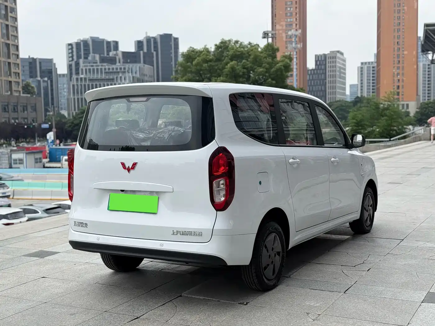 Фото 11 - Wuling Motors Wuling Hongguang New Energy