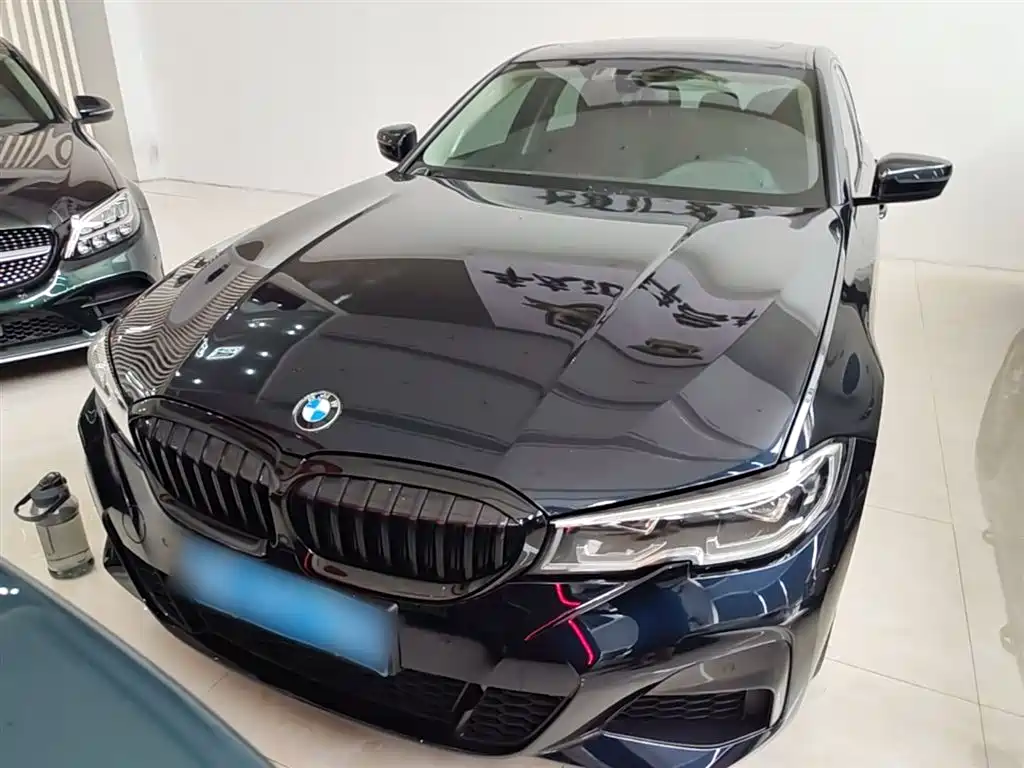 BMW 3-SERIES