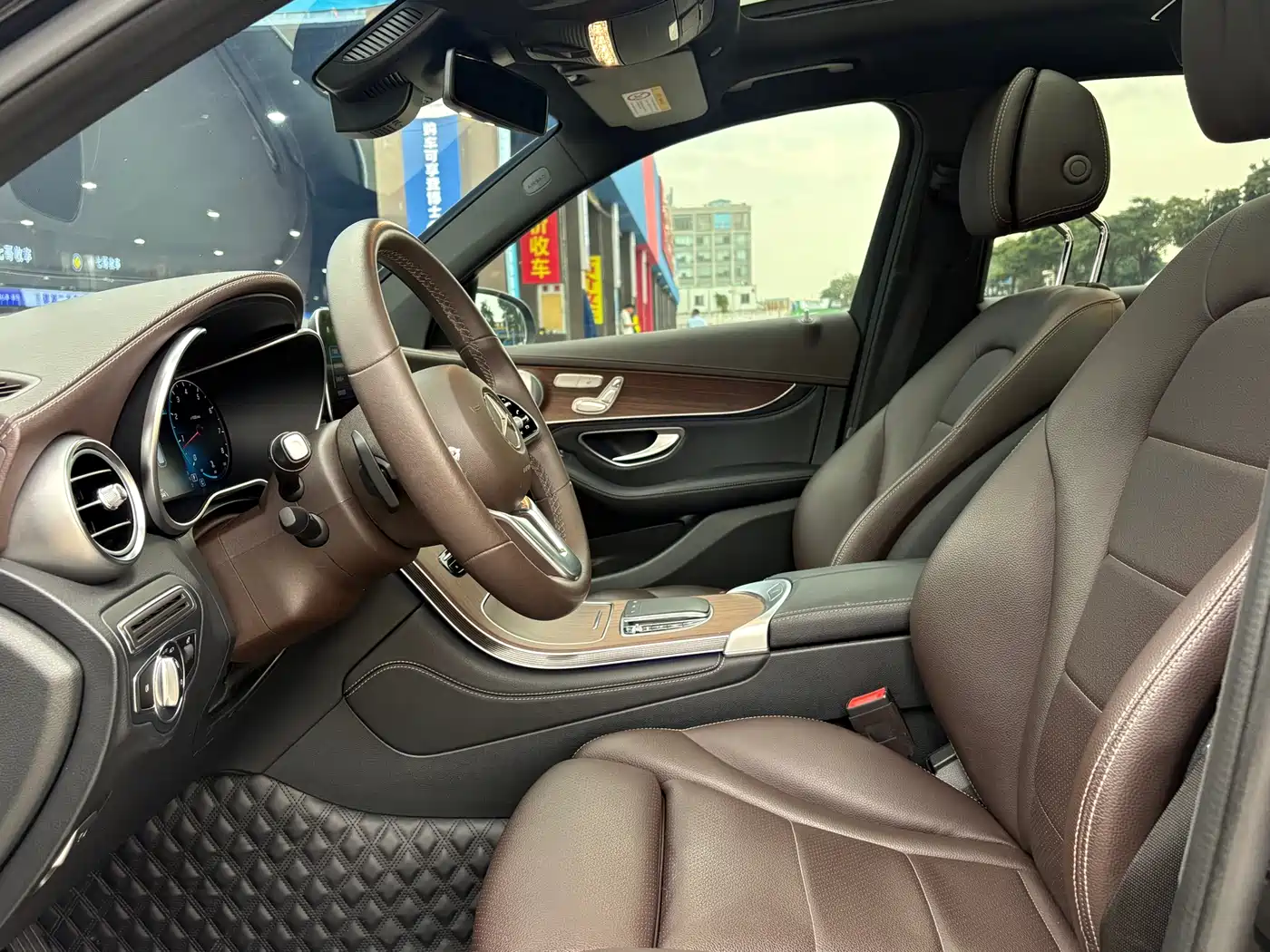 Mercedes-Benz GLC 2020 GLC 300 L 4MATIC Luxury фото 12