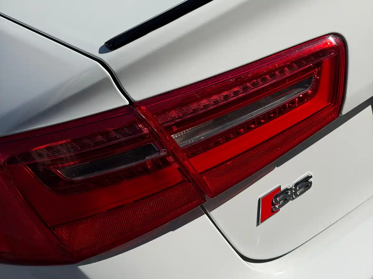 Audi S6 2014 2013 S6 4.0TFSI