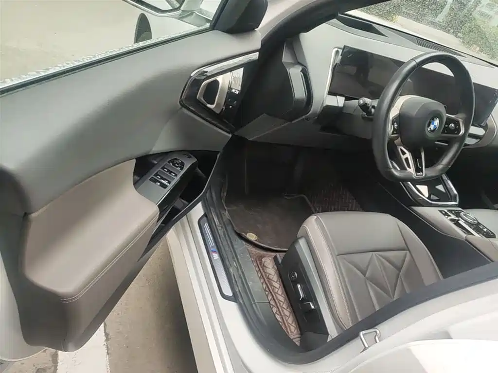 BMW X3 2025 xDrive30L Premium M Sport Package фото 23