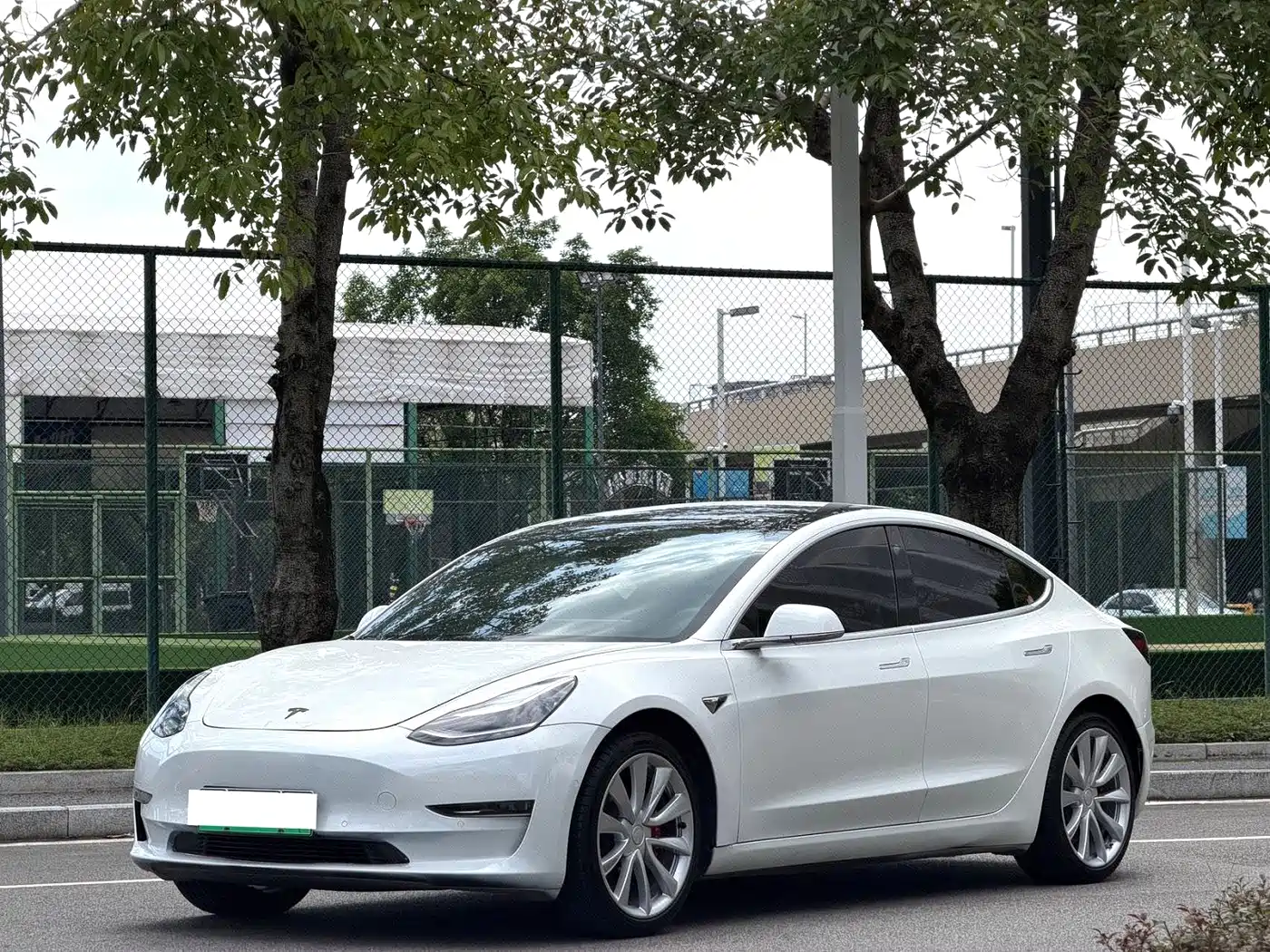 Tesla Model 3 (Import) 2019 2019 Long Range RWD Version