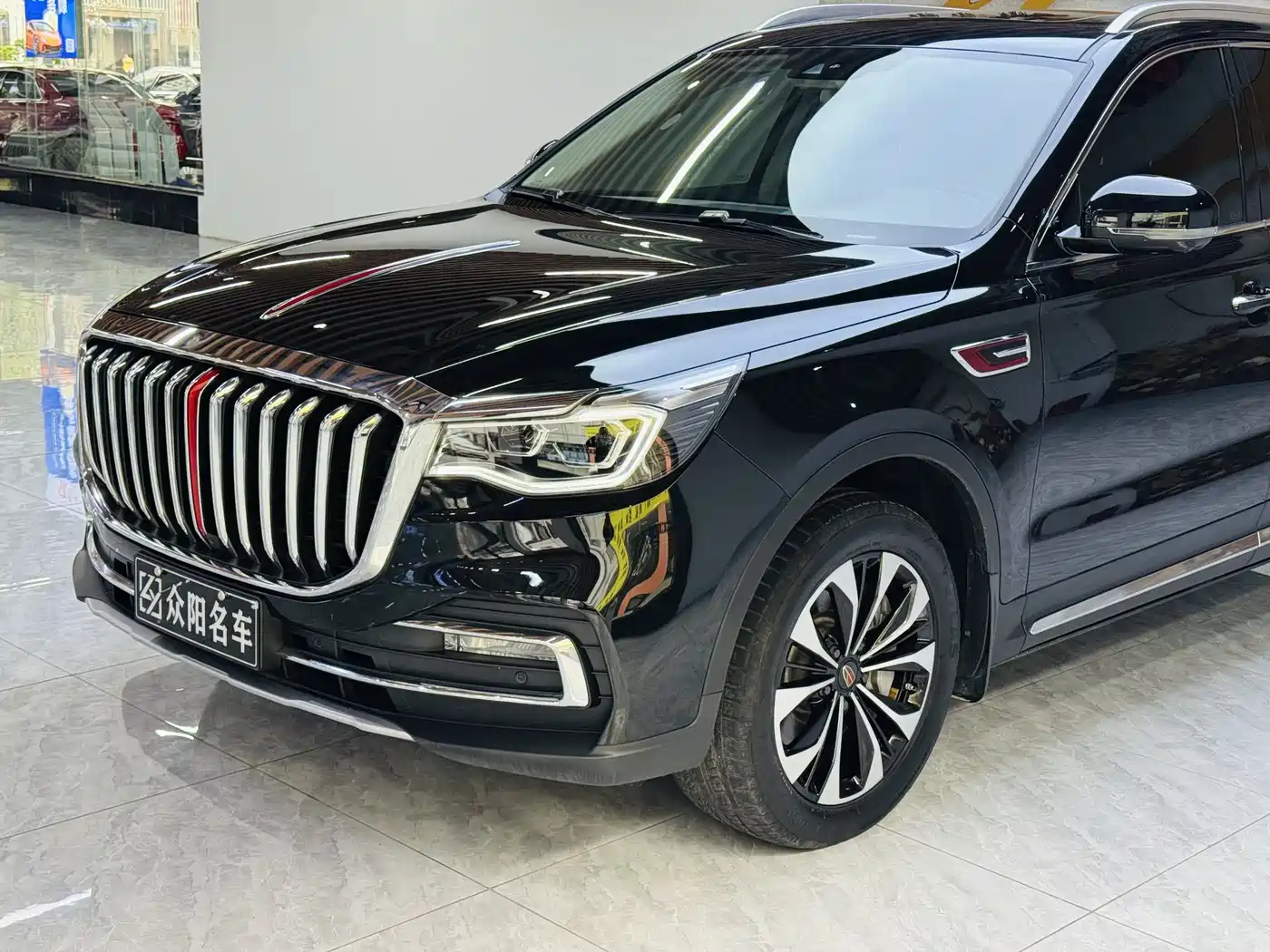 Hongqi HS5 2023 2.0T AWD Flag Enjoy Pro Edition фото 4