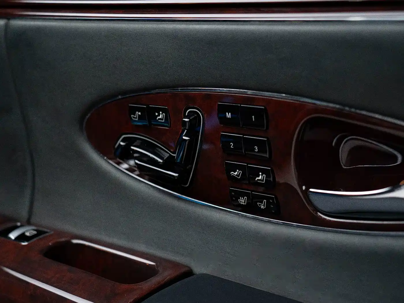 Maybach Maybach 2010 2007 Model 6.0T 62 S