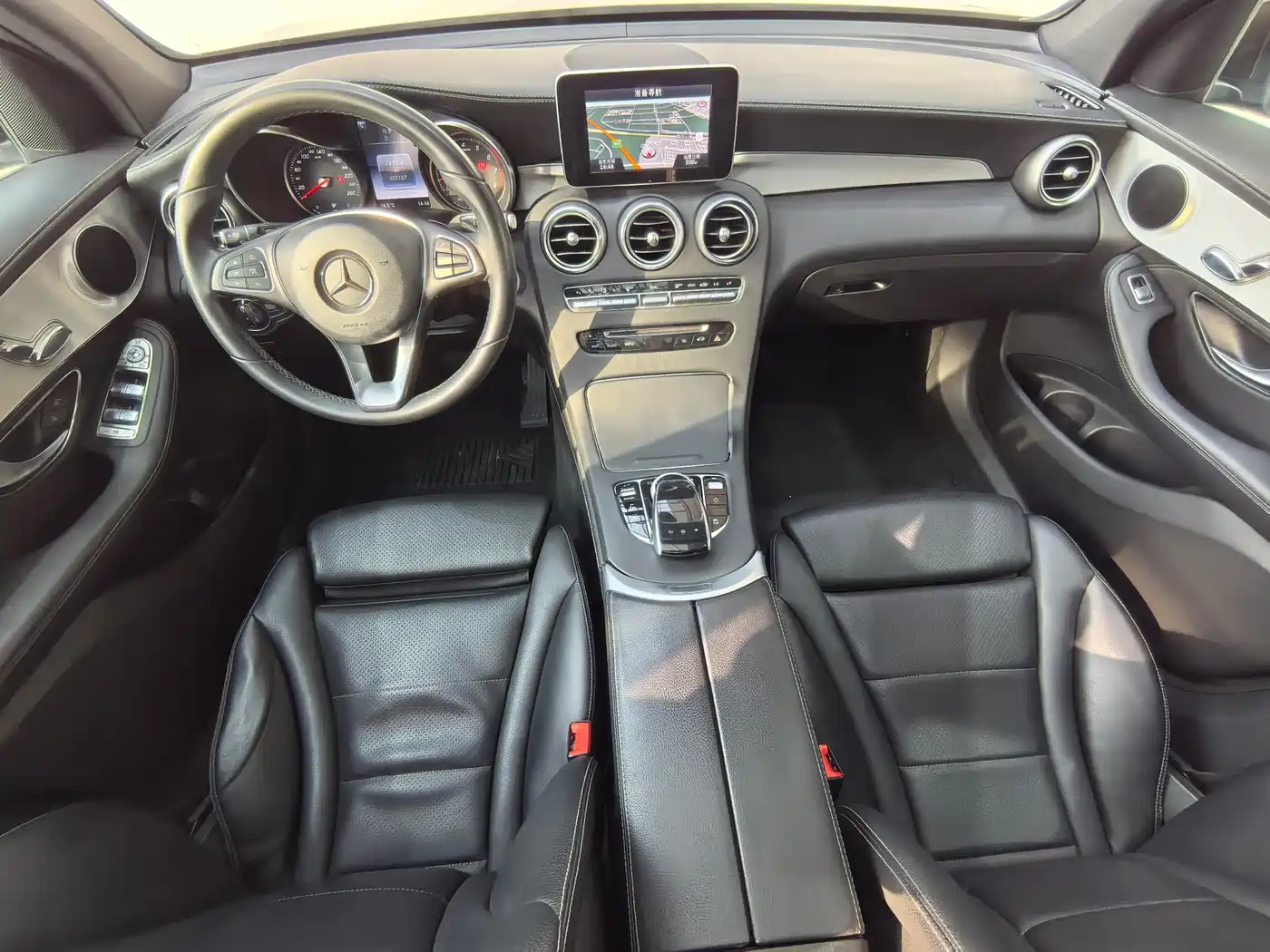 Mercedes-Benz GLC 2016 GLC 200 4MATIC фото 24