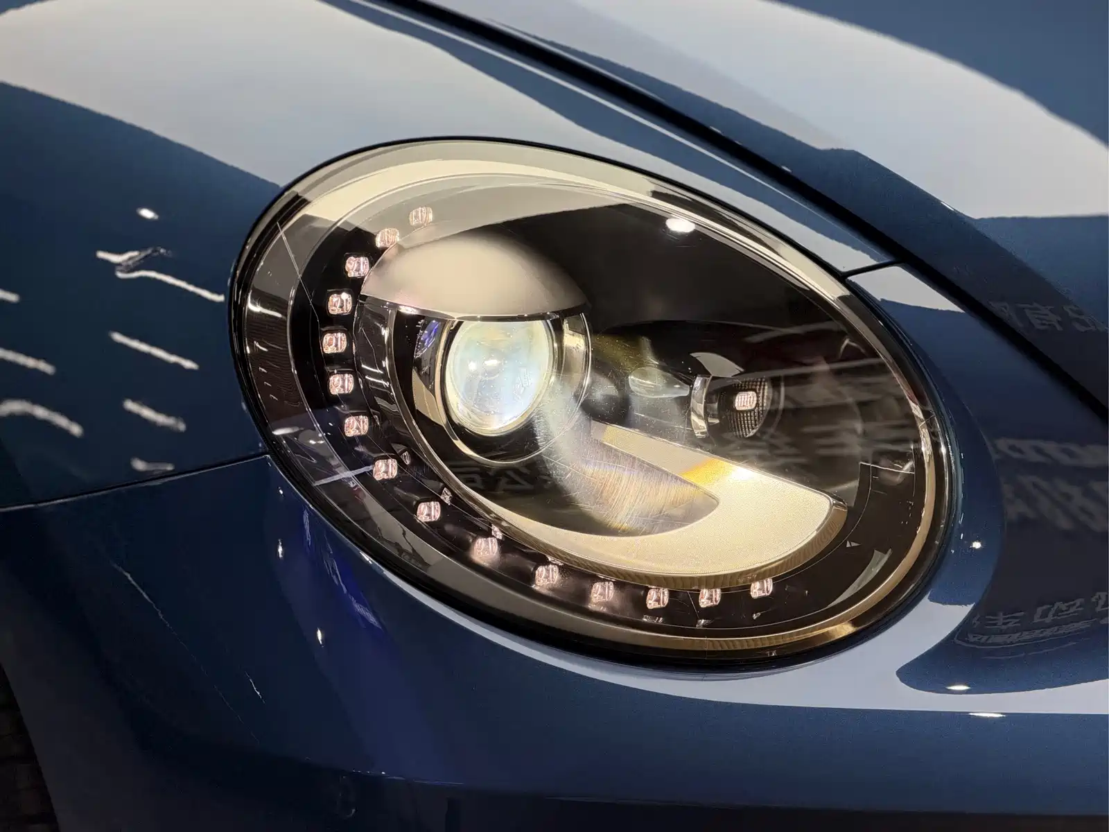 Photo 16 - Volkswagen Beetle