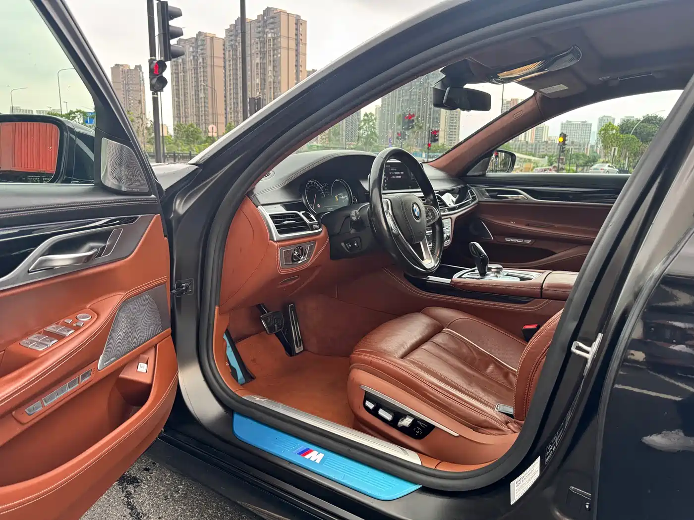 BMW 7 Series 2018 740Li xDrive Premium Type M Sport Package фото 5