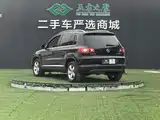 صورة 17 - Volkswagen Tiguan