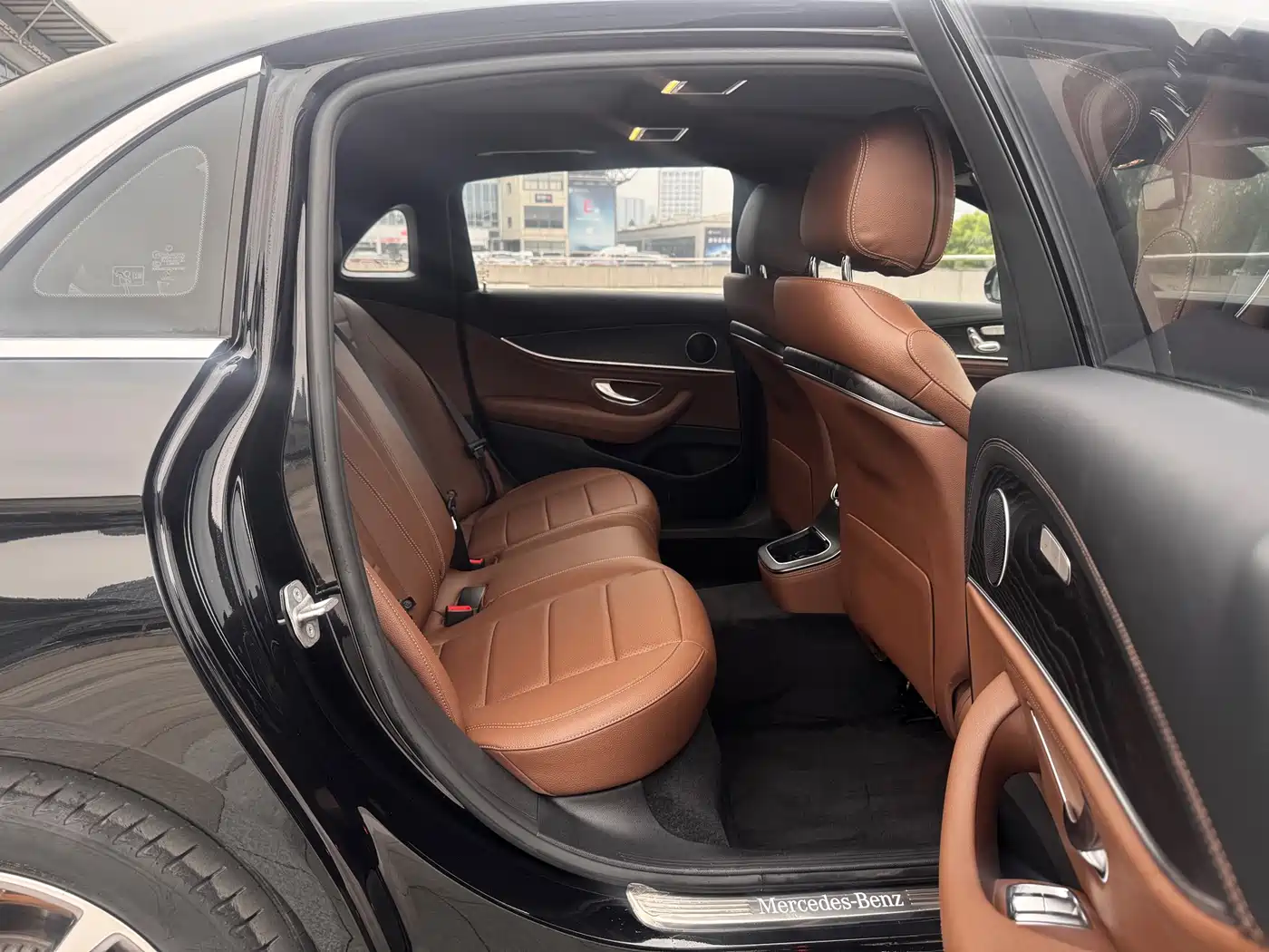 Mercedes-Benz E-Class 2021 Facelift E 260 L фото 13