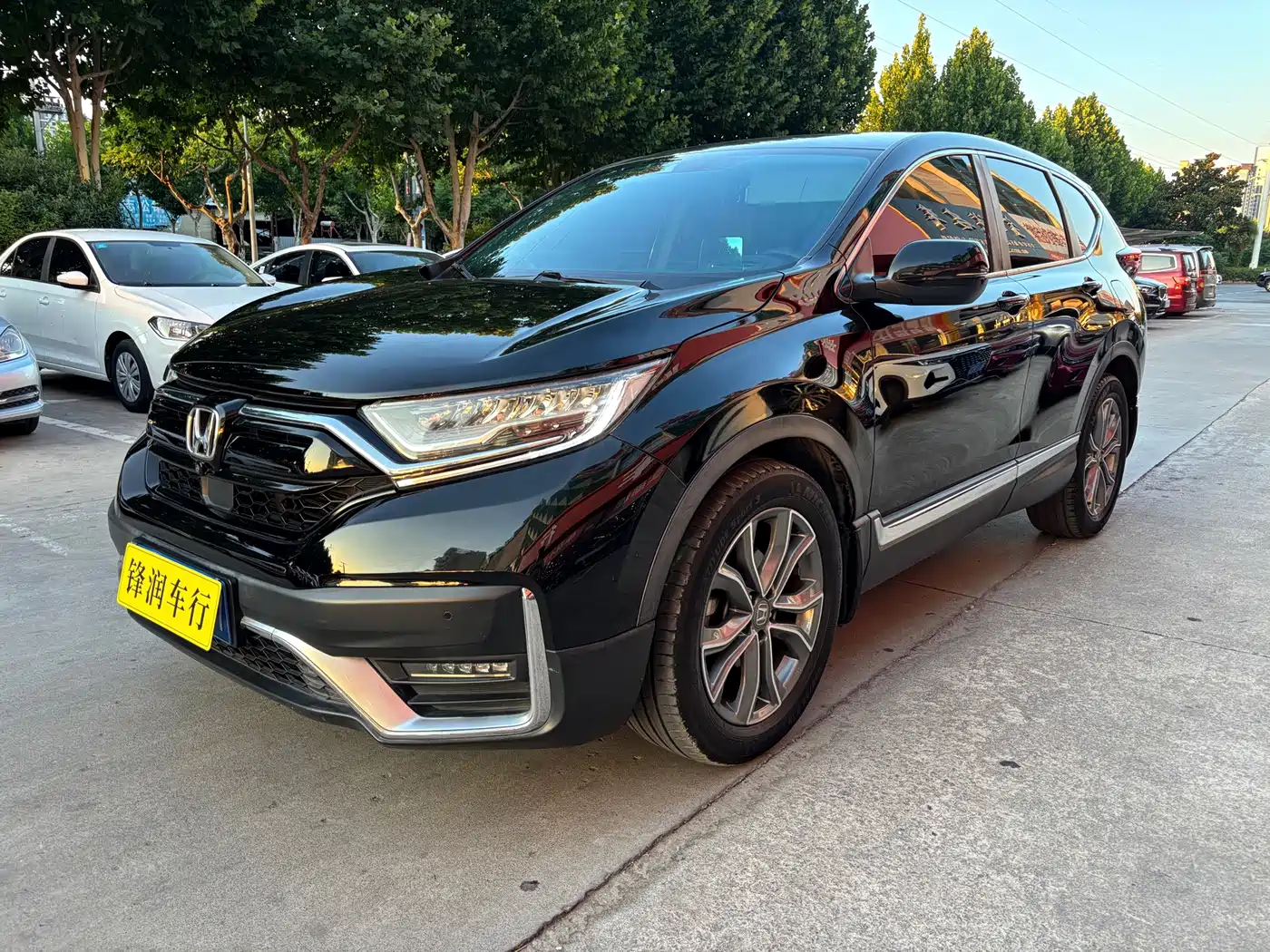 Фото 1 - Honda CR-V