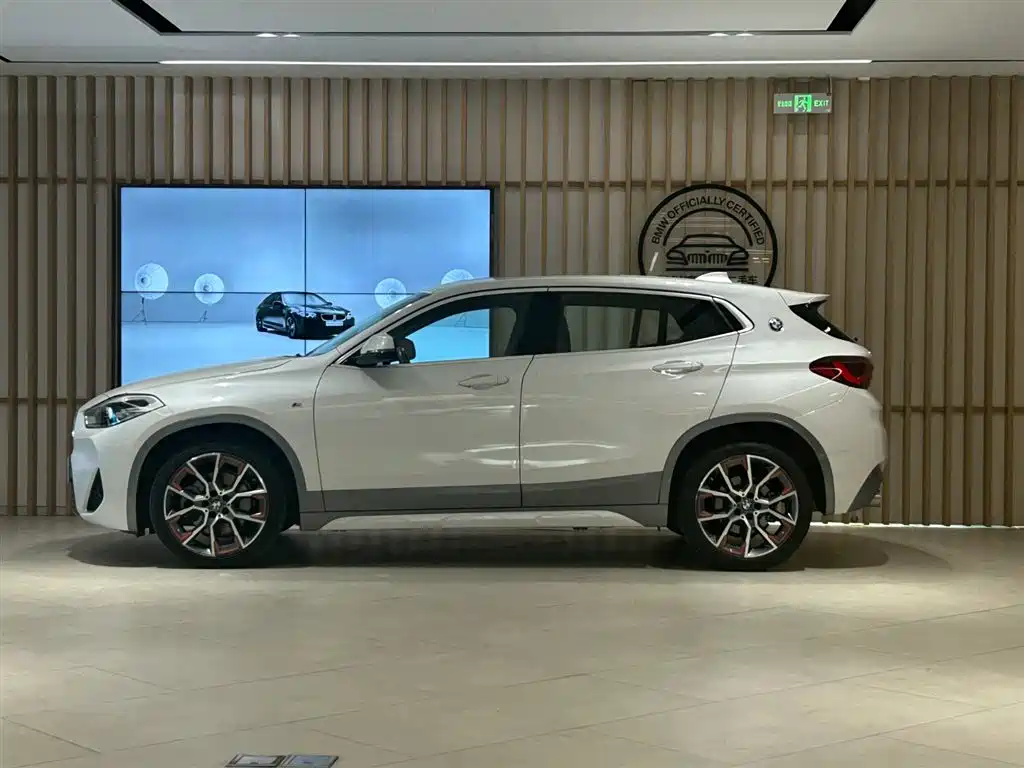 BMW X2 2022 sDrive25i M Off-Road Package фото 3