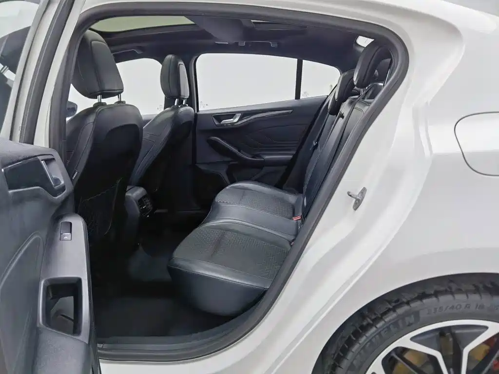 Ford Focus 2020 2020 Sedan EcoBoost 180 Automatic ST Line
