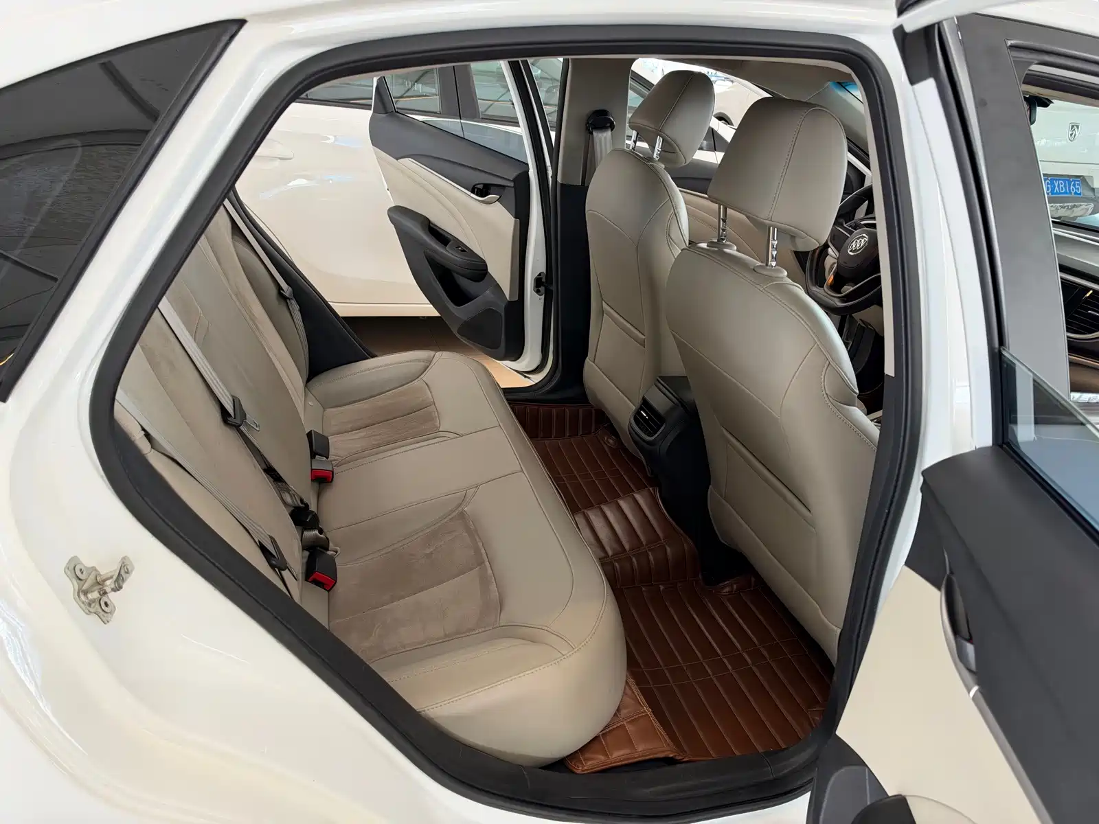 Фото 24 - Buick Excelle