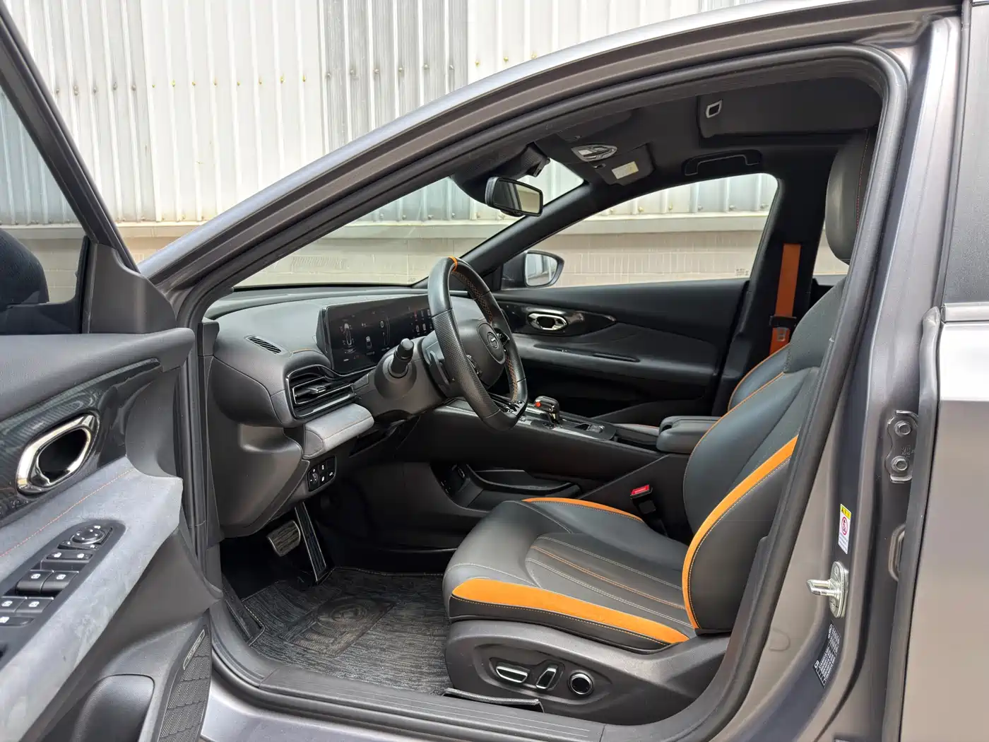 GAC Trumpchi Trumpchi Emkoo 2022 270T DCT J16 R-style Track Edition фото 5