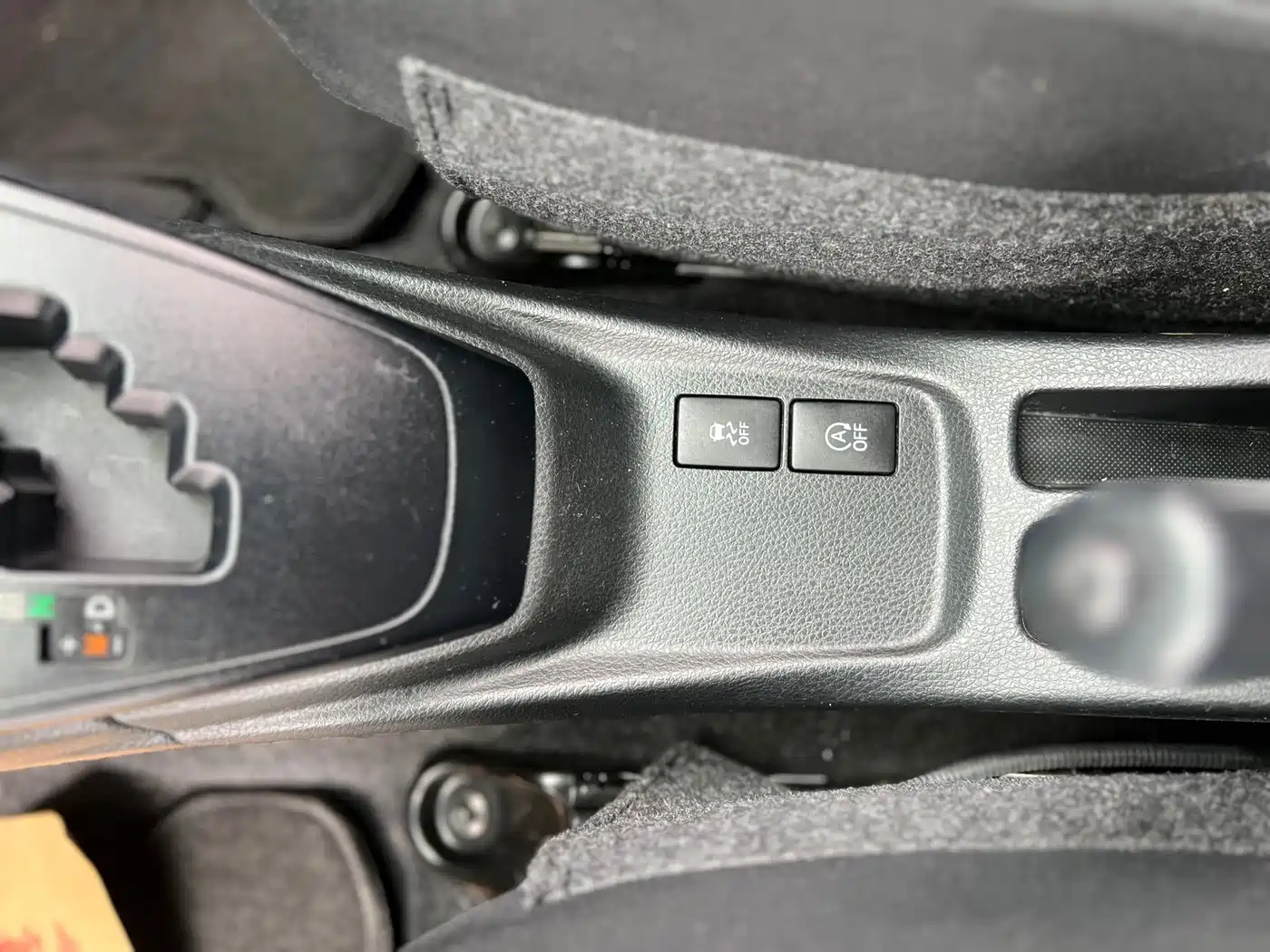 Toyota YARiS L Zhi Xiang 2019 1.5E CVT Charming China VI фото 18
