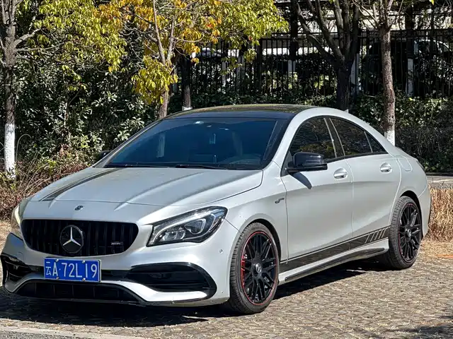 MERCEDES-BENZ CLA