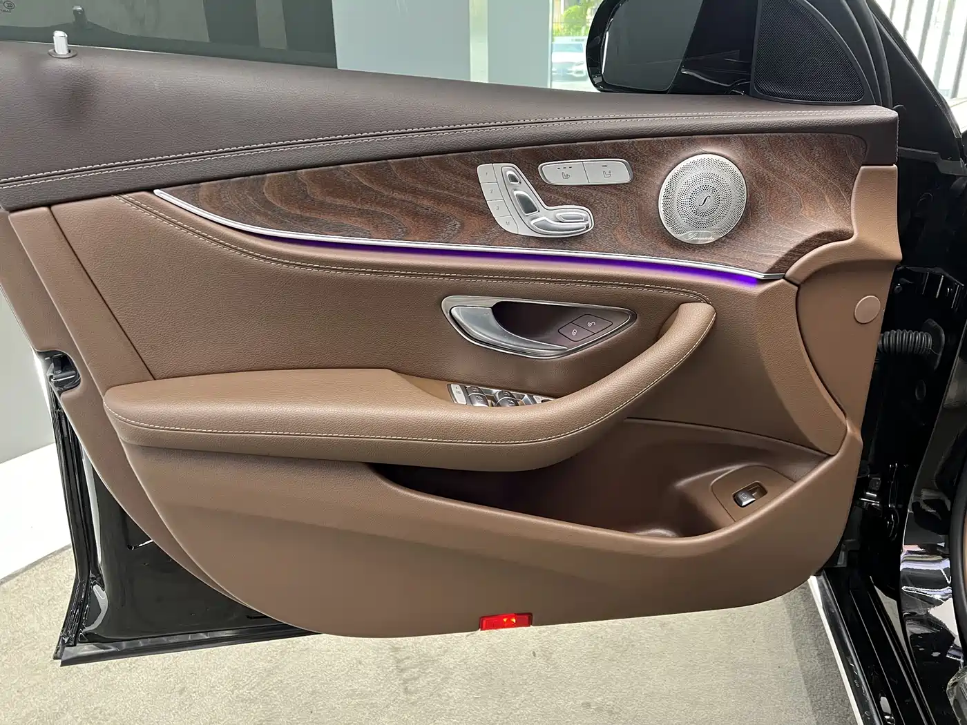 Mercedes-Benz E-Class 2023 Facelift E 300 L Luxury фото 11