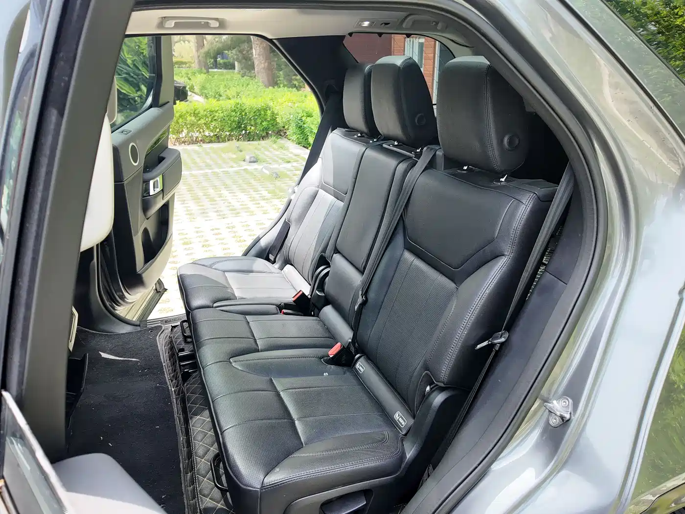 Land Rover Discovery 2018 3.0 SC V6 SE фото 10
