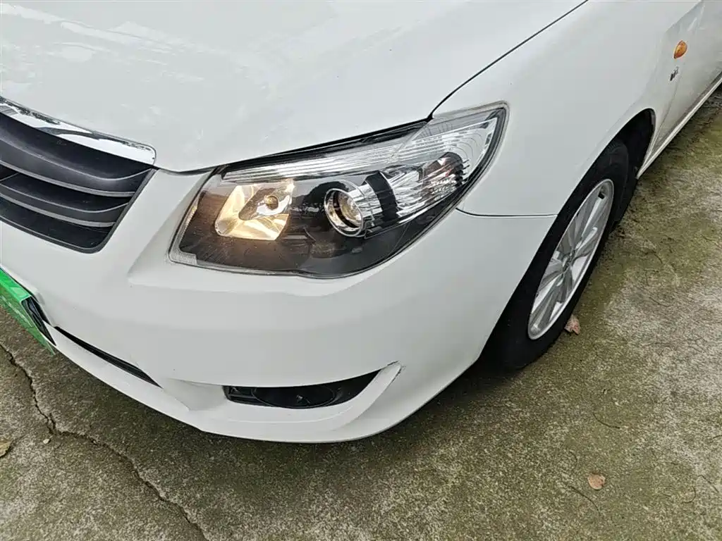 BYD L3 2015 2015 Energy-saving Edition 1.5L Automatic Comfort