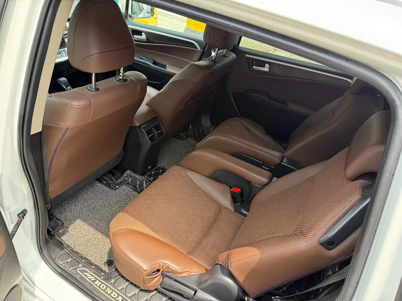Honda Jade 2017 1.8L Automatic Comfort Edition 6-seater фото 13